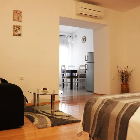 Apartment Ana