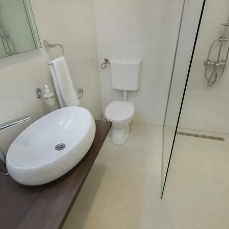 Ana Apartment